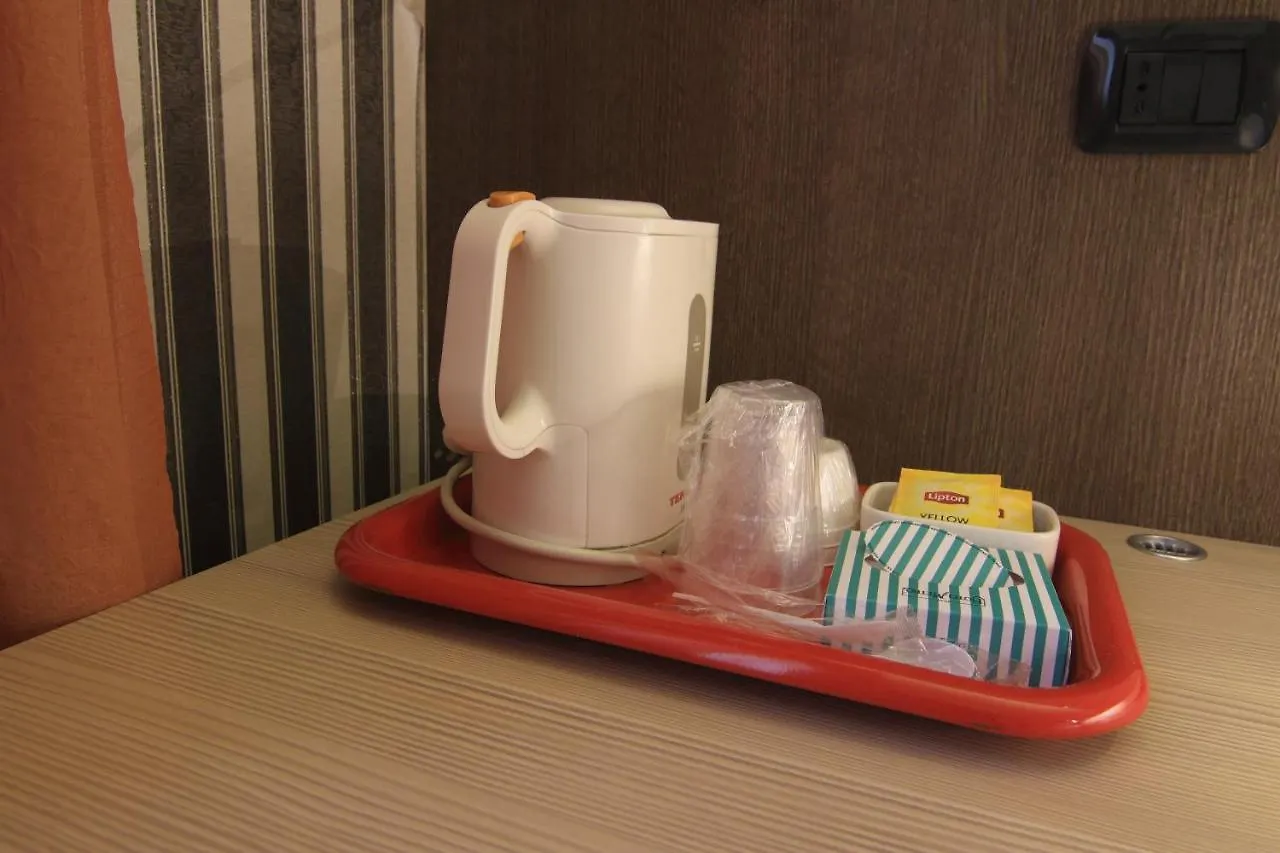 ***  Hotel Metro Milan Italy