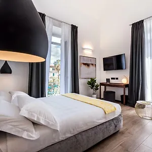 By The First - Luxury & 2* La Spezia